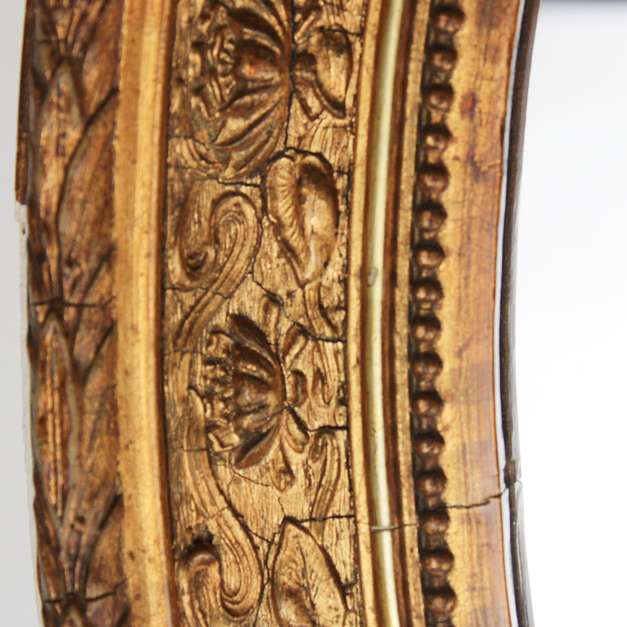 Specchio ovale con cornice in legno dorata d'epoca 1800 – Ghetto